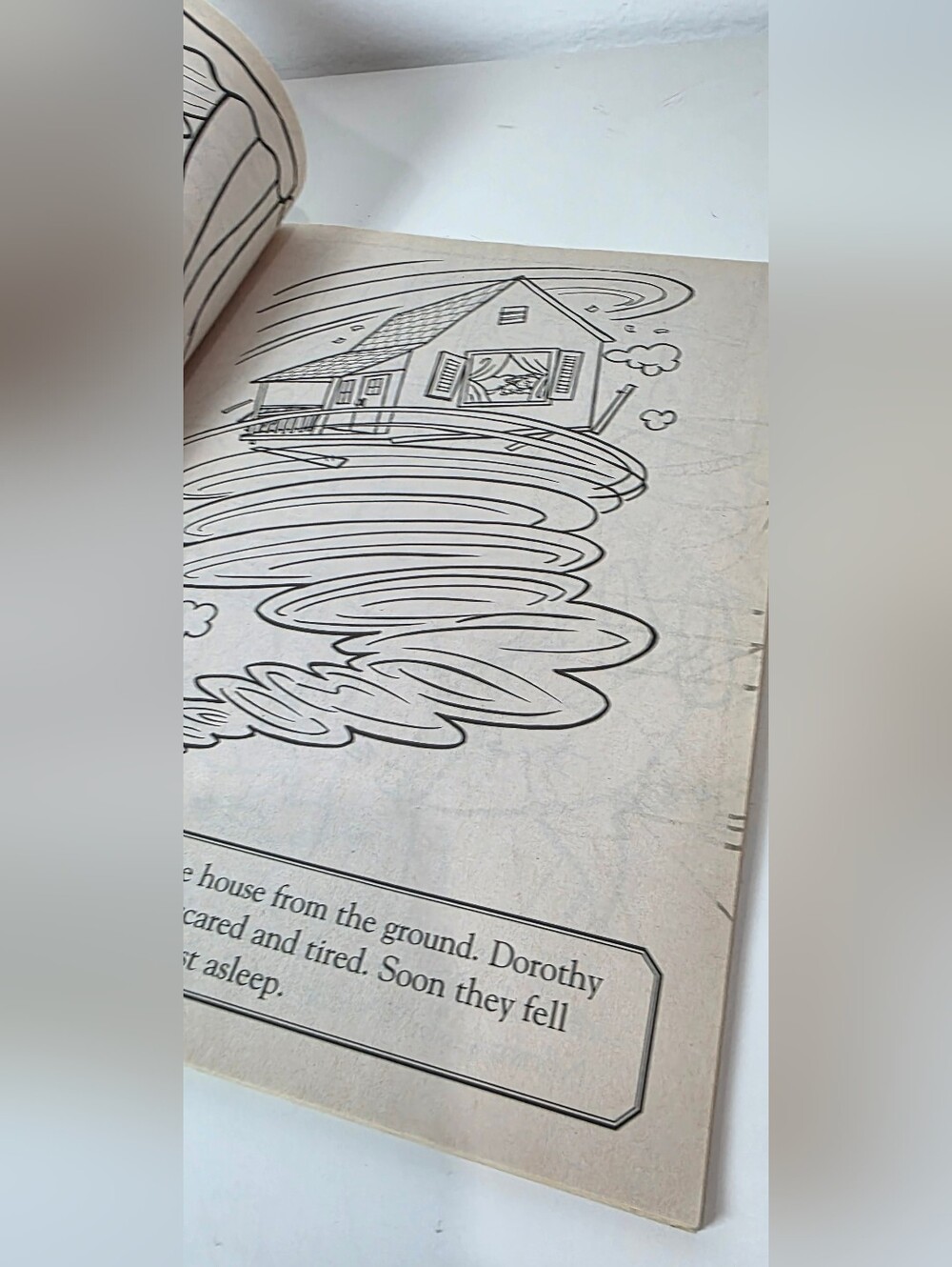 2009 The Wizard Of Iz Coloring Book - Picture 4 of 8